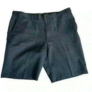 PGA TOUR Men’s  Golf Shorts Black Size 38